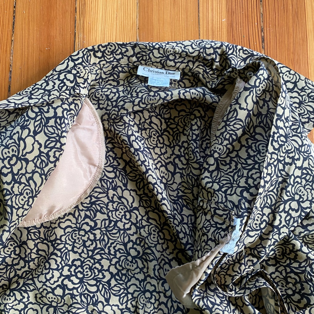 Vintage Christian Dior Separates 100% Silk Floral Brown Beige Shirt Skirt Set 10 - Picture 6 of 13